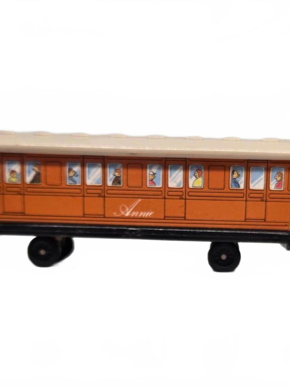 Thomas & Friends ERTL Annie Passenger Coach / Marked 1202 /  1987 / Vintage